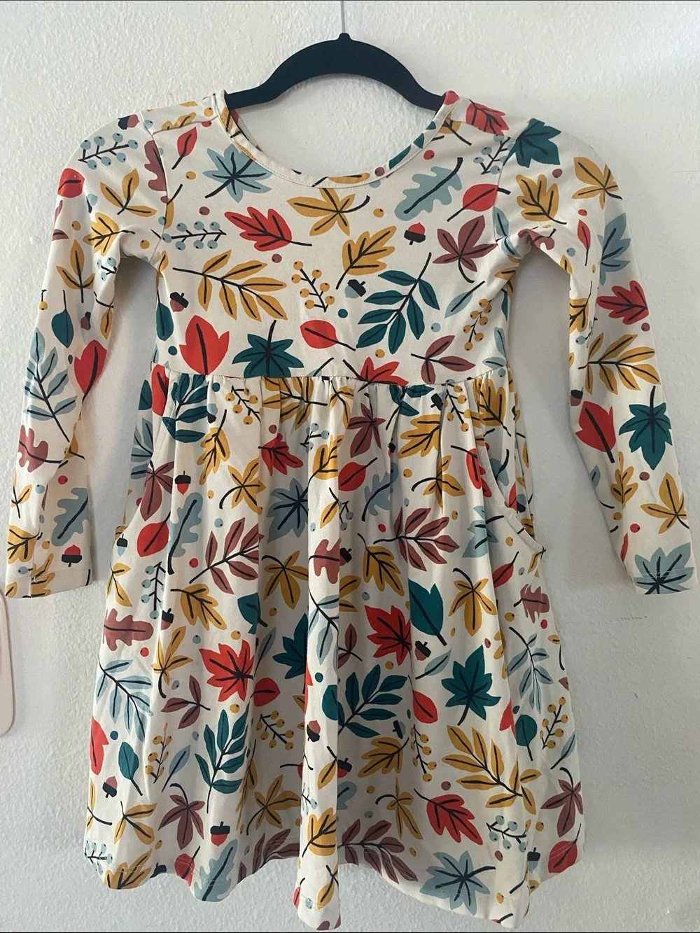 Hanna Andersson fall dress with pockets 6-7 Mustard & Brown Leaf Print, cotton